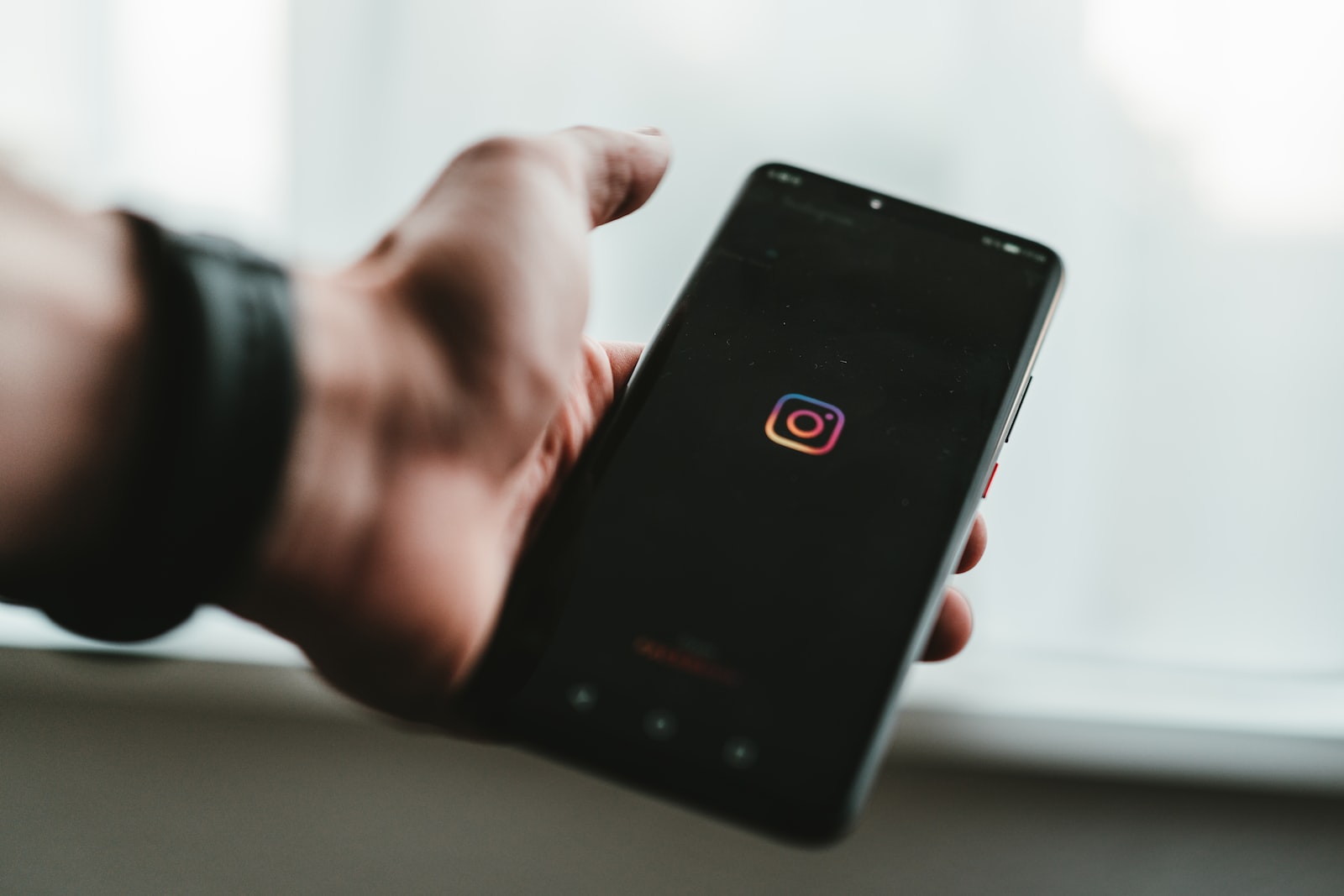 how-to-find-prospects-on-instagram